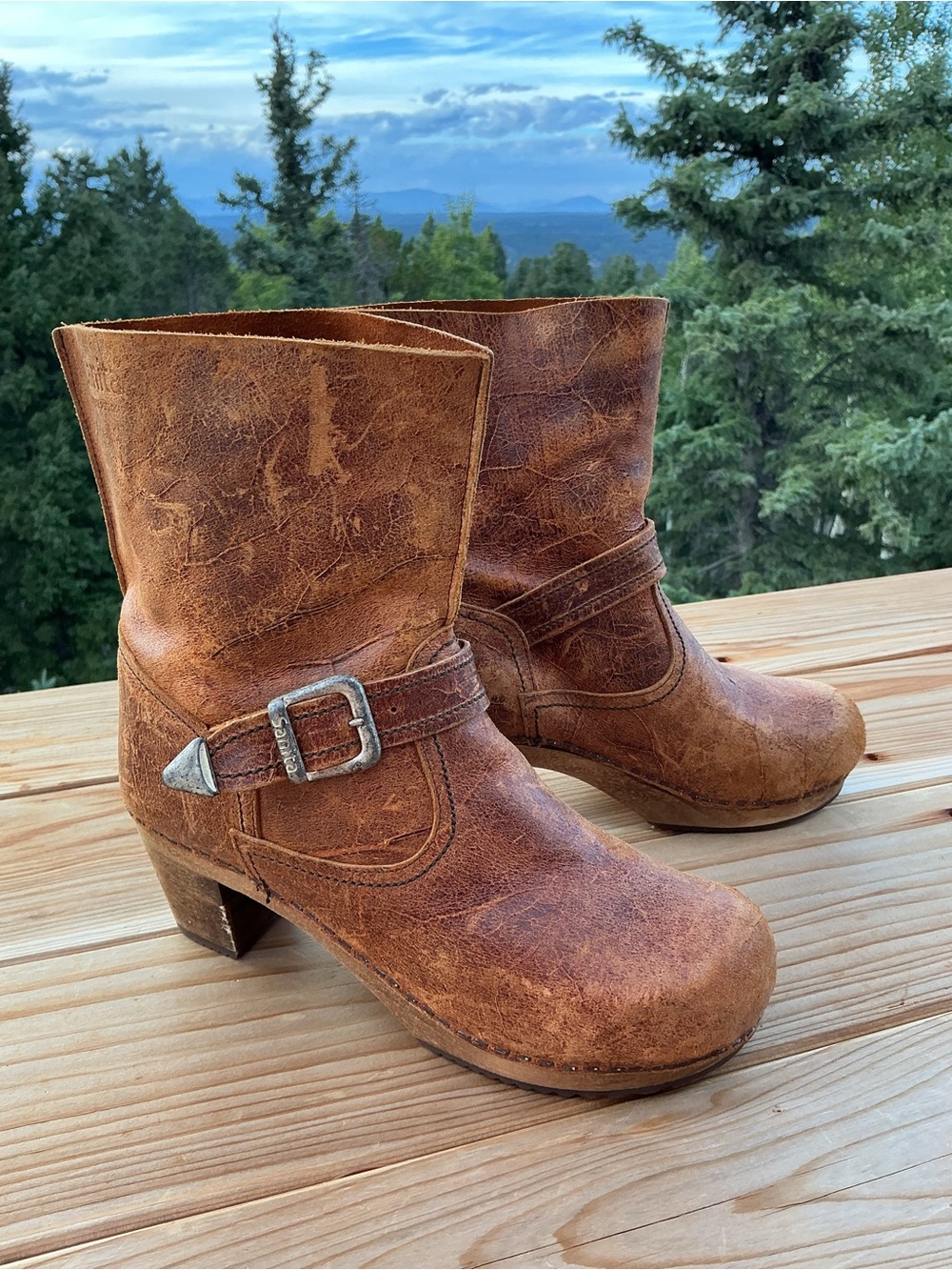 Sanita Distressed Brown Leather Wood Heel Buckle Boots Boho Clog Size 8 New - Picture 7 of 16